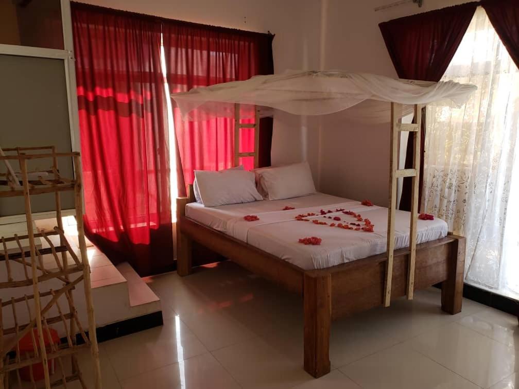 Zaina'S Beach House Nungwi Dış mekan fotoğraf